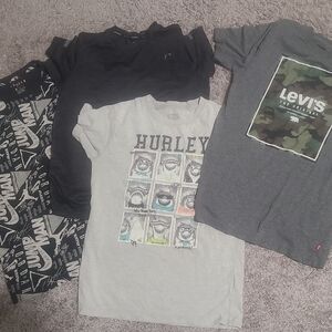 Levi's Gray Kids T-Shirt